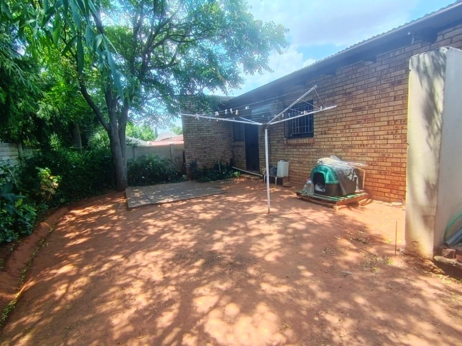 7 Bedroom Property for Sale in Langenhovenpark Free State
